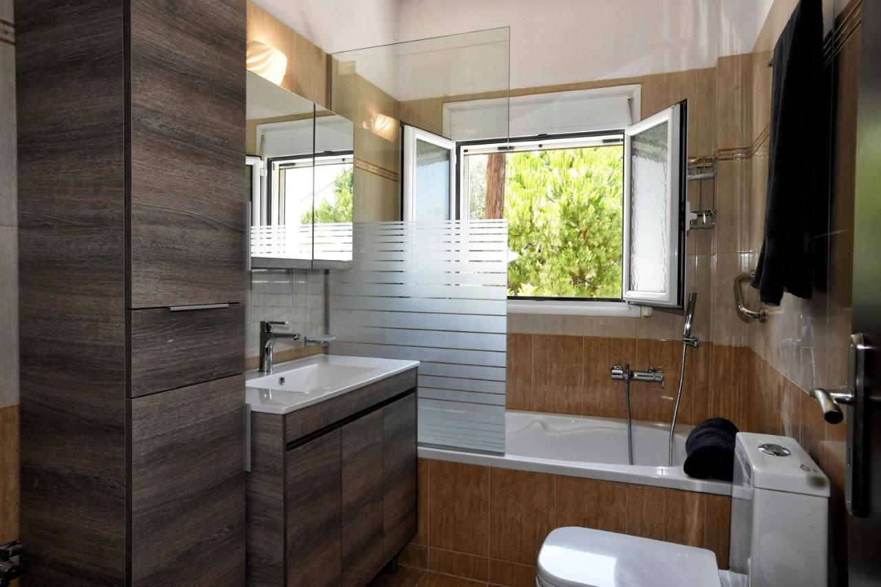 דירות קאטו אלמירי Livas Almyri Seafront Flat מראה חיצוני תמונה